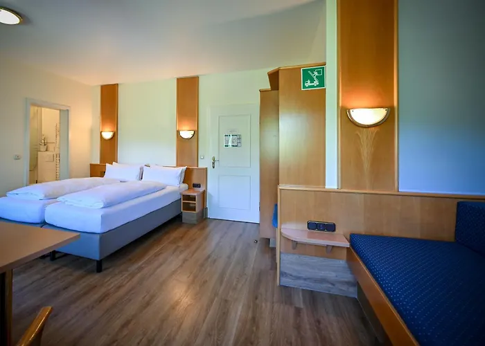 Mini-hôtel Mainblick Garni 3*