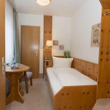 Mainblick Garni Zajazd Marktheidenfeld