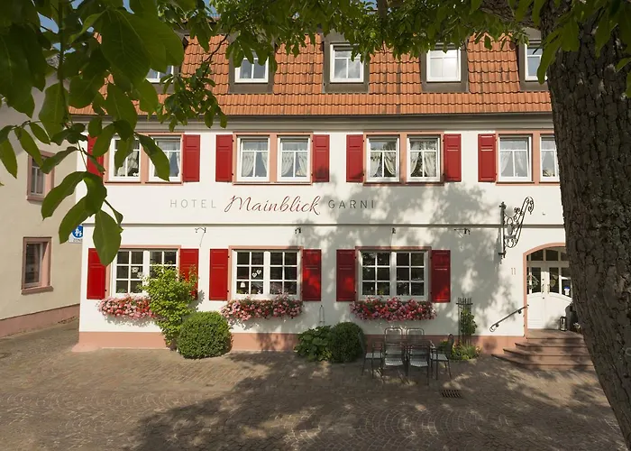여관 Mainblick Garni 마르크차이덴펠트